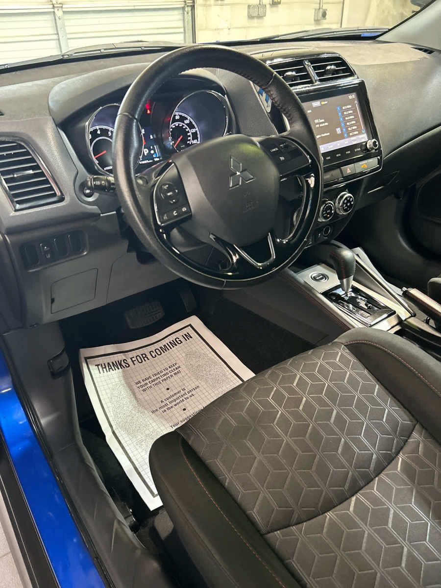 Used 2023 Mitsubishi Outlander Sport AWD image 9