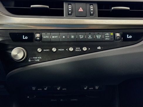 Certified 2021 Lexus ES 350 w/ Premium Package FWD image 16