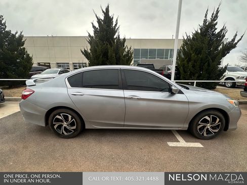 Used 2016 Honda Accord LX image 8