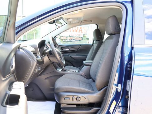 Used 2022 Chevrolet Equinox LT AWD/4WD image 12