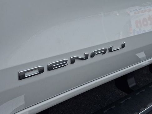 New 2026 GMC Canyon Denali AWD/4WD image 19