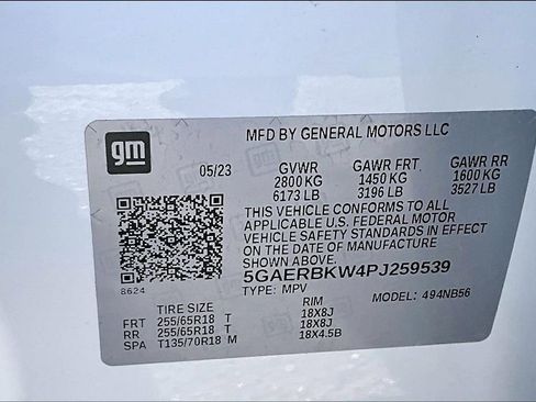 Used 2023 Buick Enclave Essence FWD image 19