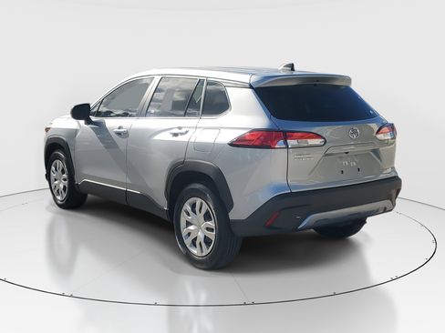 Used 2024 Toyota Corolla Cross L image 5