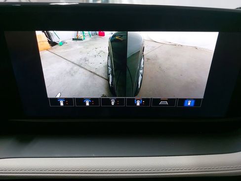 Used 2024 Buick Encore GX Avenir w/ Avenir Technology Package FWD image 26