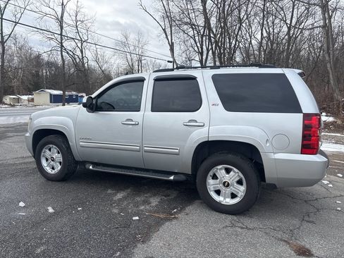 Used 2010 Chevrolet Tahoe LT w/ Luxury Package image 17