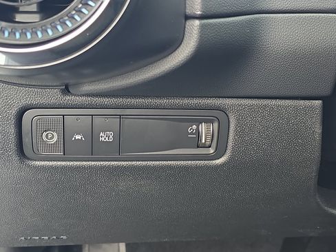 New 2026 Chevrolet Equinox EV LT image 25