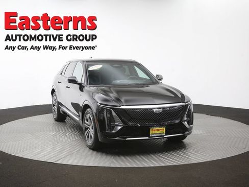 Used 2025 Cadillac Lyriq Luxury AWD/4WD image 52