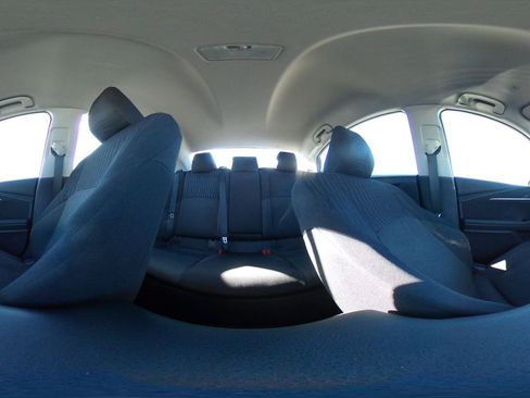 Used 2025 Toyota Camry LE image 42