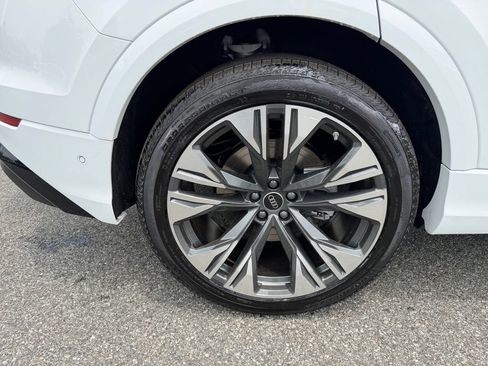 New 2026 Audi Q8 Premium Plus AWD/4WD image 10