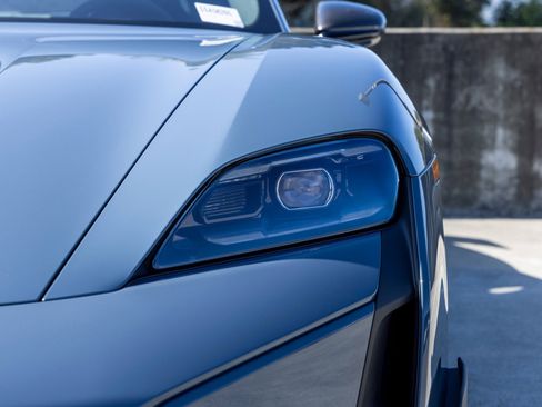 New 2025 Porsche Taycan Turbo GT image 24