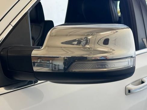 Used 2021 RAM 1500 Limited w/ Body Color Bumper Group AWD/4WD image 13