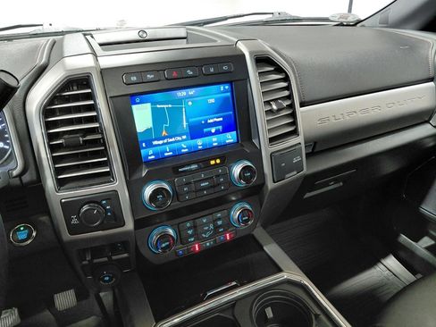 Used 2021 Ford F350 Platinum w/ Tremor Off-Road Package image 37