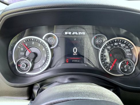 Used 2025 RAM 1500 Big Horn AWD/4WD image 14