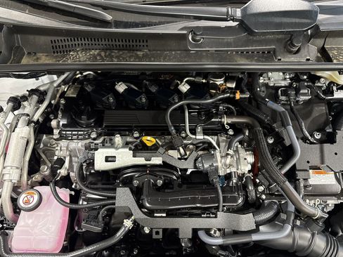 Certified 2025 Toyota Prius Plug-In Hybrid image 26