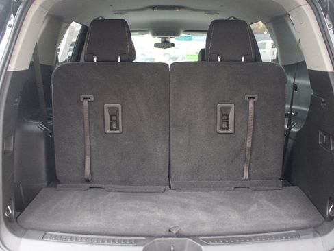 Certified 2021 GMC Acadia SLE image 32