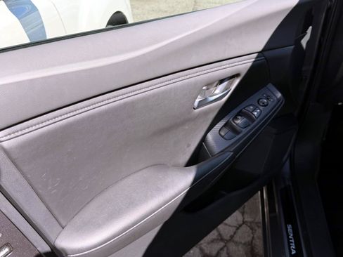 Used 2023 Nissan Sentra SV w/ All-Weather Package FWD image 14