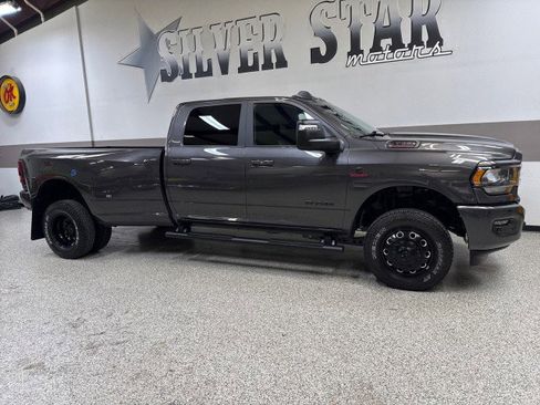 Used 2024 RAM 3500 Big Horn w/ Night Edition image 46