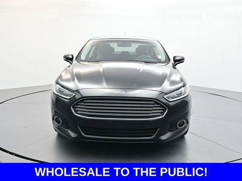 Used 2016 Ford Fusion Titanium FWD image 2