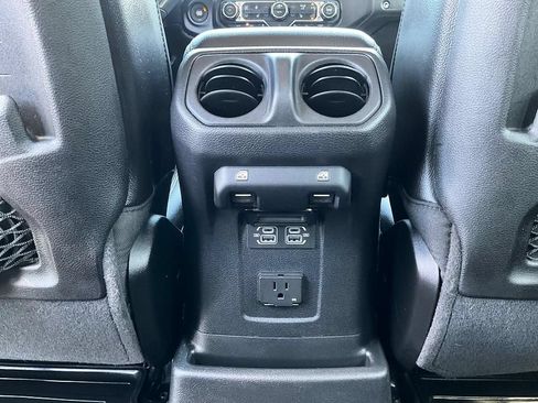 Used 2021 Jeep Wrangler Unlimited Rubicon w/ Trailer Tow Package AWD/4WD image 36