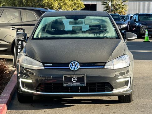 Used 2019 Volkswagen e-Golf SE w/ Driver Assistance Package image 10