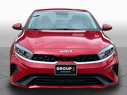 Certified 2024 Kia Forte LXS FWD image 4