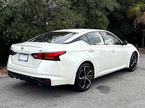 Certified 2024 Nissan Altima 2.5 SR w/ SR Premium Package image 29