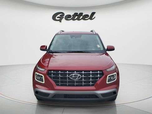 Certified 2023 Hyundai Venue Limited w/ Cargo Package FWD image 2