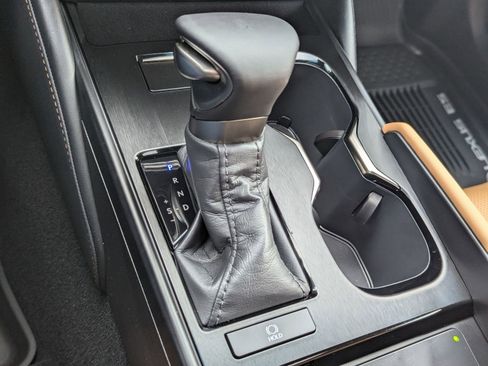 New 2025 Lexus ES 350 w/ Luxury Package image 15