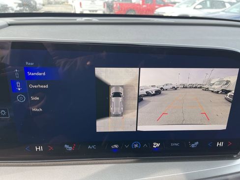 New 2026 Chevrolet Traverse LT w/ Driver Confidence Package FWD image 17