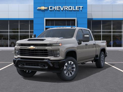 New 2026 Chevrolet Silverado 2500 Custom w/ Custom Value Package AWD/4WD image 4