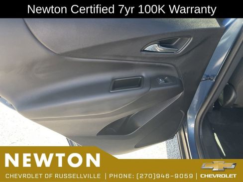 Used 2024 Chevrolet Equinox LT FWD image 32