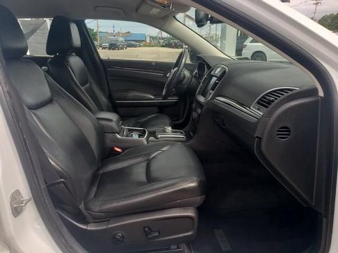 Used 2016 Chrysler 300 Limited w/ Driver Convenience Group AWD/4WD image 18