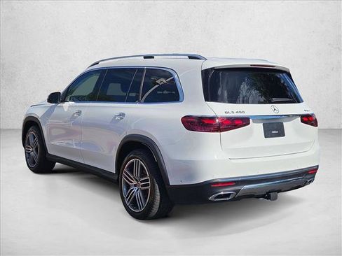 Used 2025 Mercedes-Benz GLS 450 4MATIC image 9