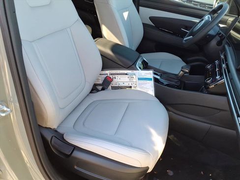 New 2025 Hyundai Santa Cruz SEL image 7