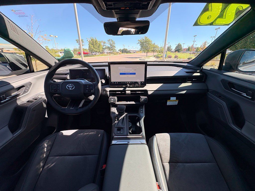 Used 2026 Toyota RAV4 XSE w/ Weather Package AWD/4WD image 11
