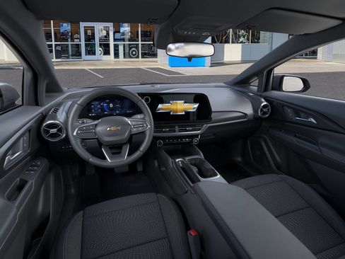 New 2026 Chevrolet Equinox EV LT image 15