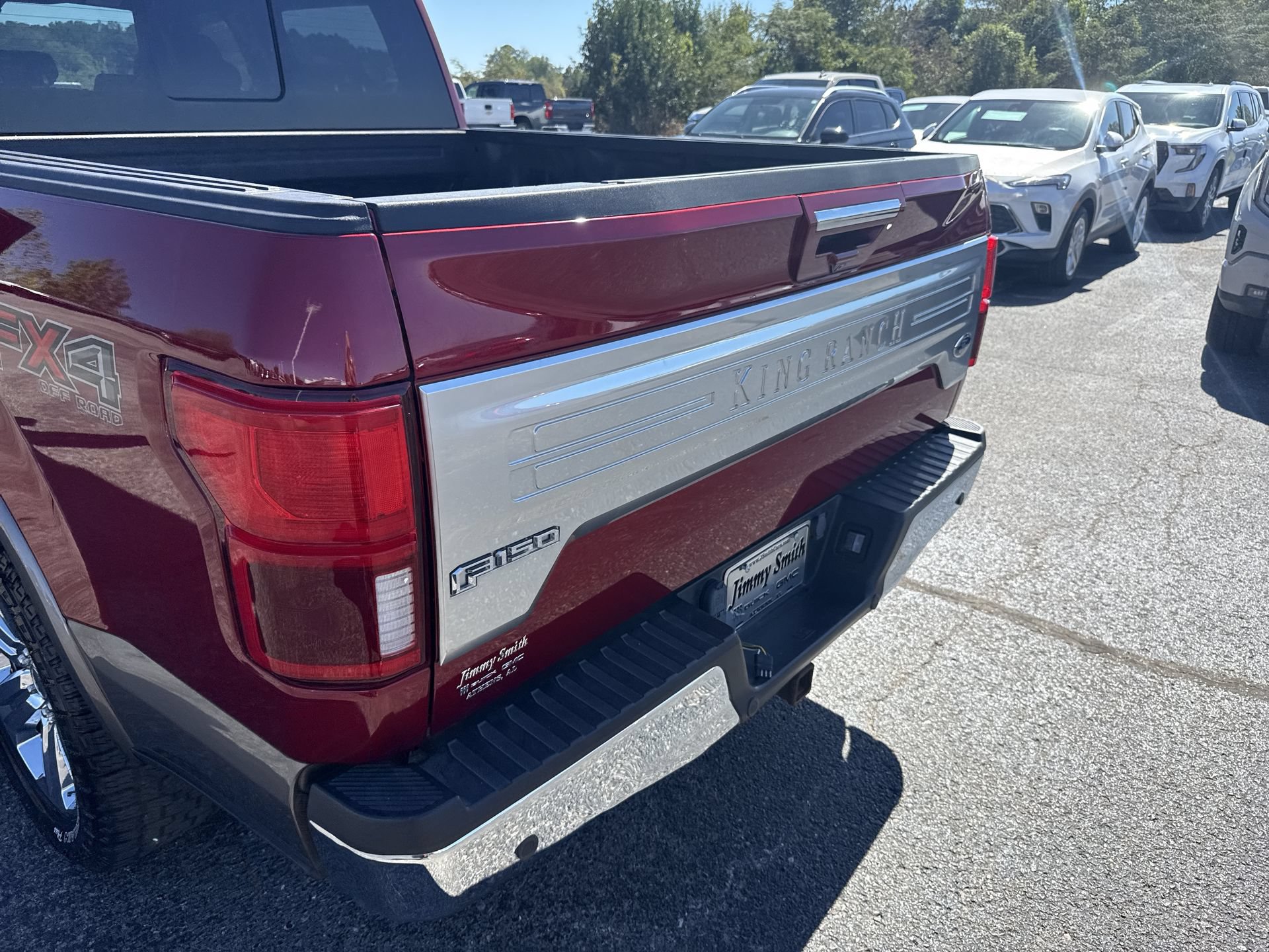Used 2019 Ford F150 King Ranch w/ Equipment Group 601A Luxury AWD/4WD image 33