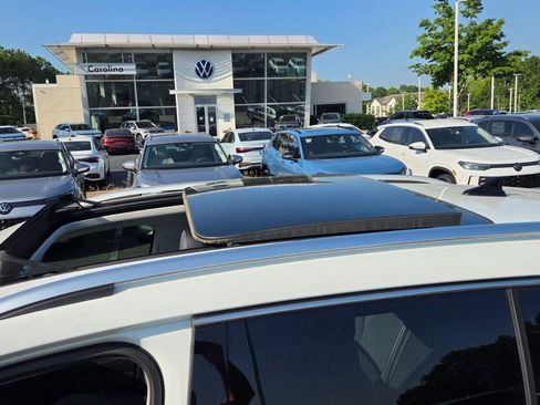 Certified 2026 Volkswagen Tiguan SE AWD/4WD image 22