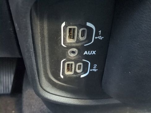 Used 2019 RAM 1500 Tradesman image 24