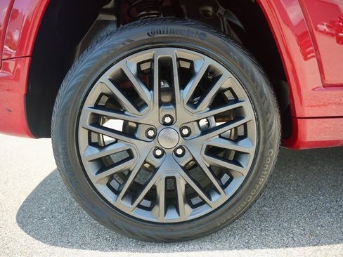 Used 2022 Jeep Compass Limited w/ (RED) Package image 34