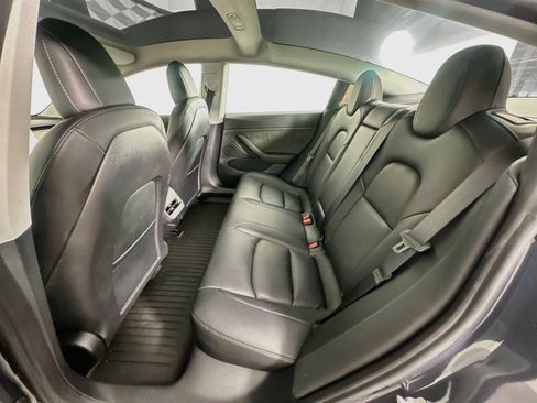 Used 2023 Tesla Model 3 Standard Range RWD image 28