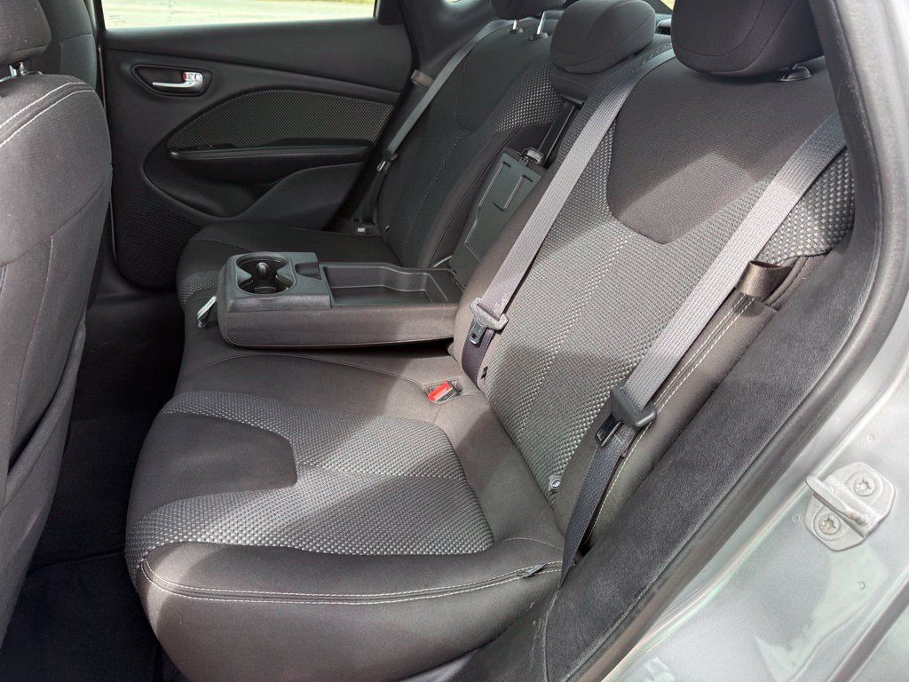 Used 2016 Dodge Dart SXT FWD image 20