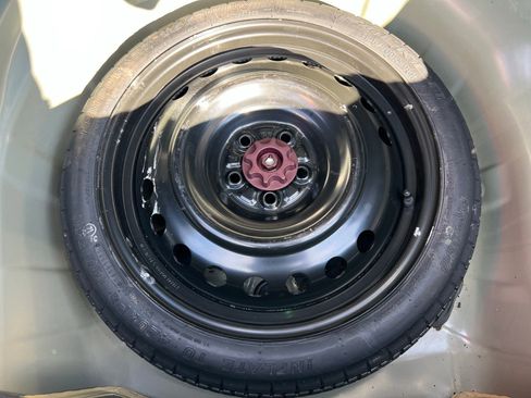 Used 2020 Toyota Corolla XSE image 20