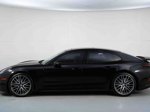 Used 2024 Porsche Panamera image 51