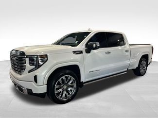 Used 2024 GMC Sierra 1500 Denali w/ Denali Reserve Package AWD/4WD video 3