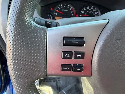 Used 2015 Nissan Frontier SV w/ SV Value Truck Package AWD/4WD image 22