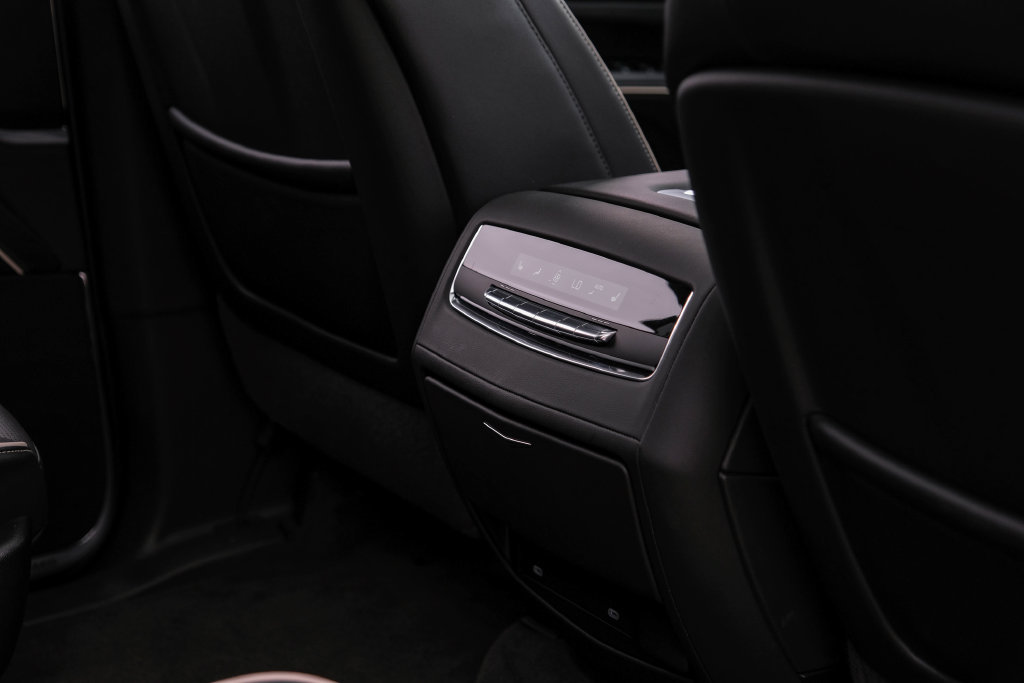 Used 2023 Cadillac Escalade Sport w/ LPO, ONYX Package AWD/4WD image 51