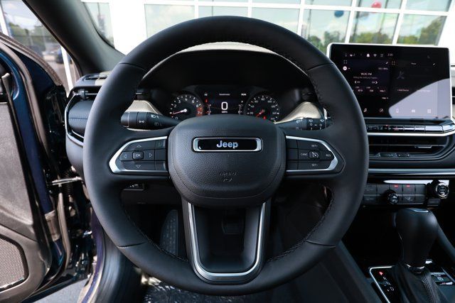 New 2026 Jeep Compass Latitude AWD/4WD image 11