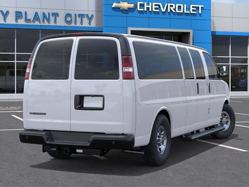New 2025 Chevrolet Express 3500 LS RWD image 4