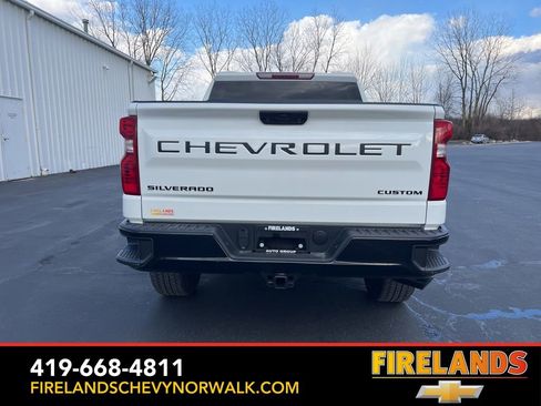Used 2025 Chevrolet Silverado 1500 Custom Trail Boss w/ Turbomax Blackout Package image 11